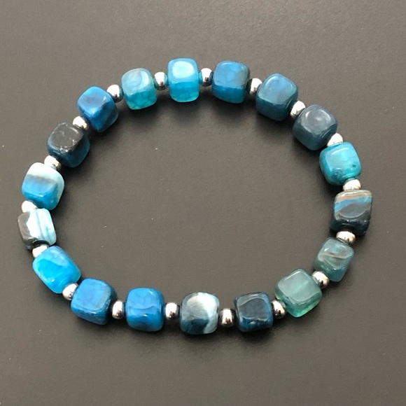 Blue Agate Bracelet Cube Beads Stretchable Bracelet - Picture 2 of 6